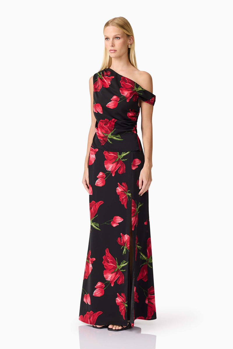 Blonde model wearing CURAAE Valetta Floral Set in Black & Red side shot