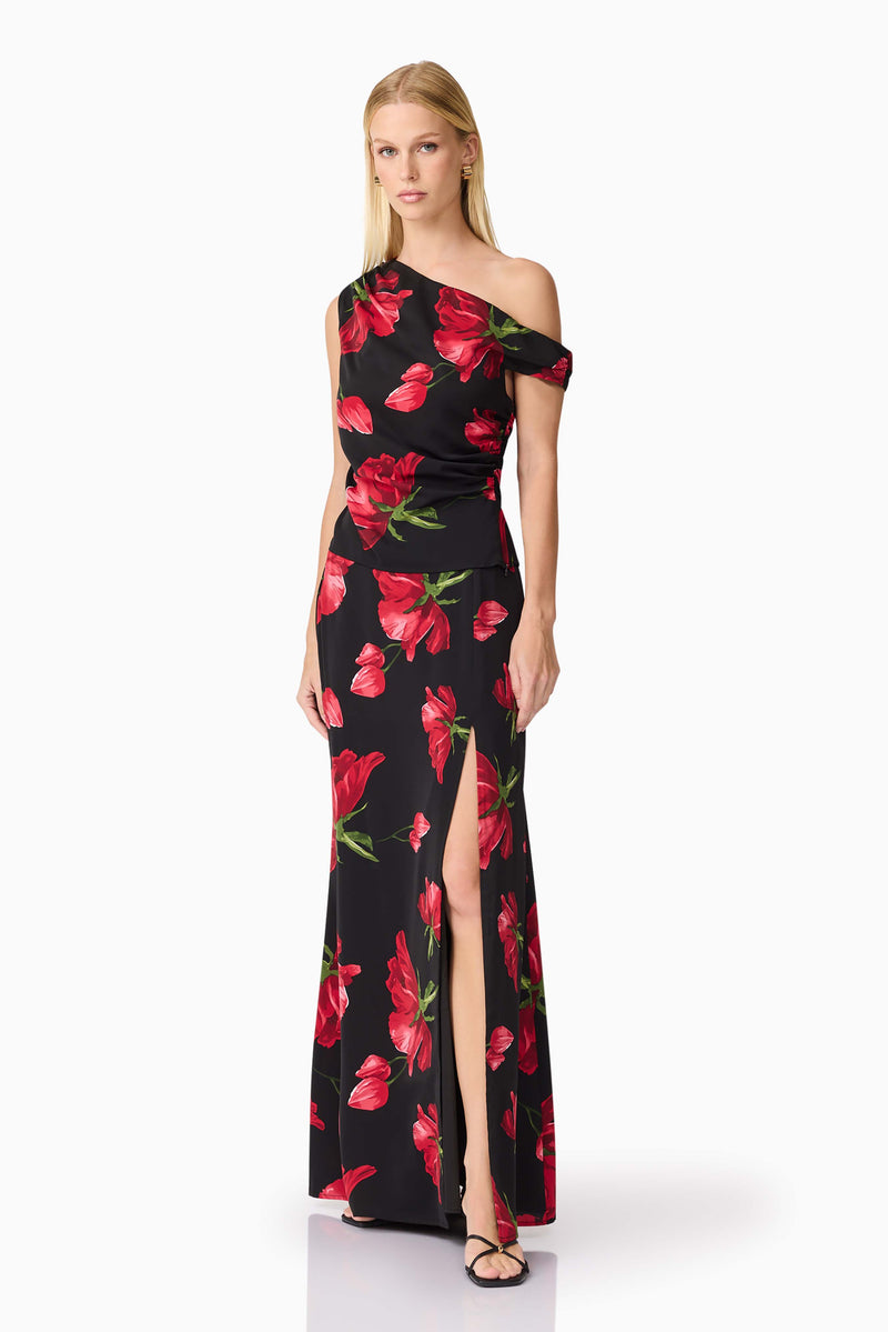 Blonde model wearing CURAAE Valetta Floral Set in Black & Red posed shot