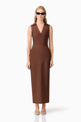 Blonde model wearing CURAAE Khloe Crepe Knit Midi Dress in Brown front shot