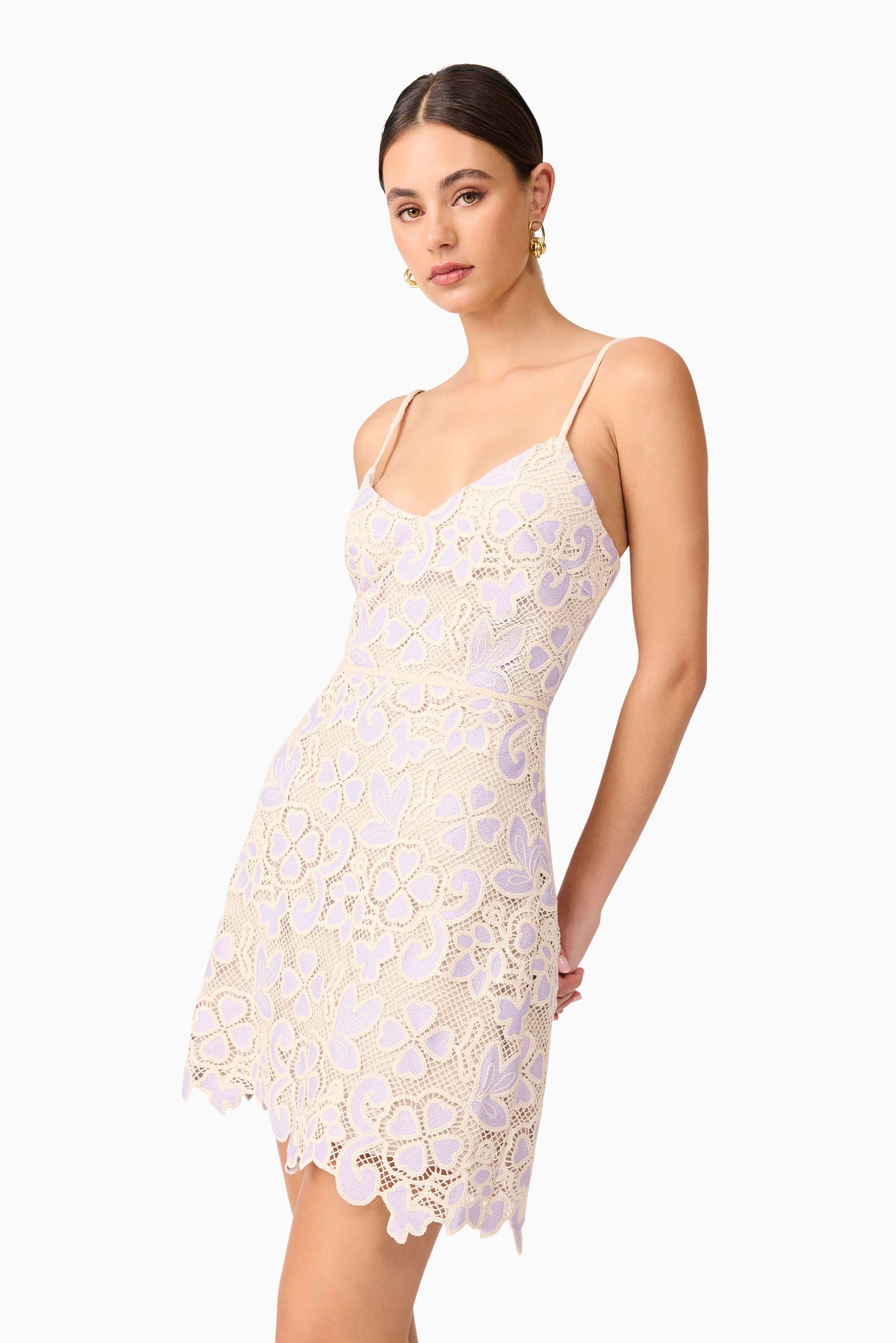 elliatt crochet dress Jasmine Mini in Lavender making it ideal for New In>New Jumpsuits & Playsuits SLEEVE LENGTH:33/34 Elise crochet midi dress Free Pattern - Rainbow