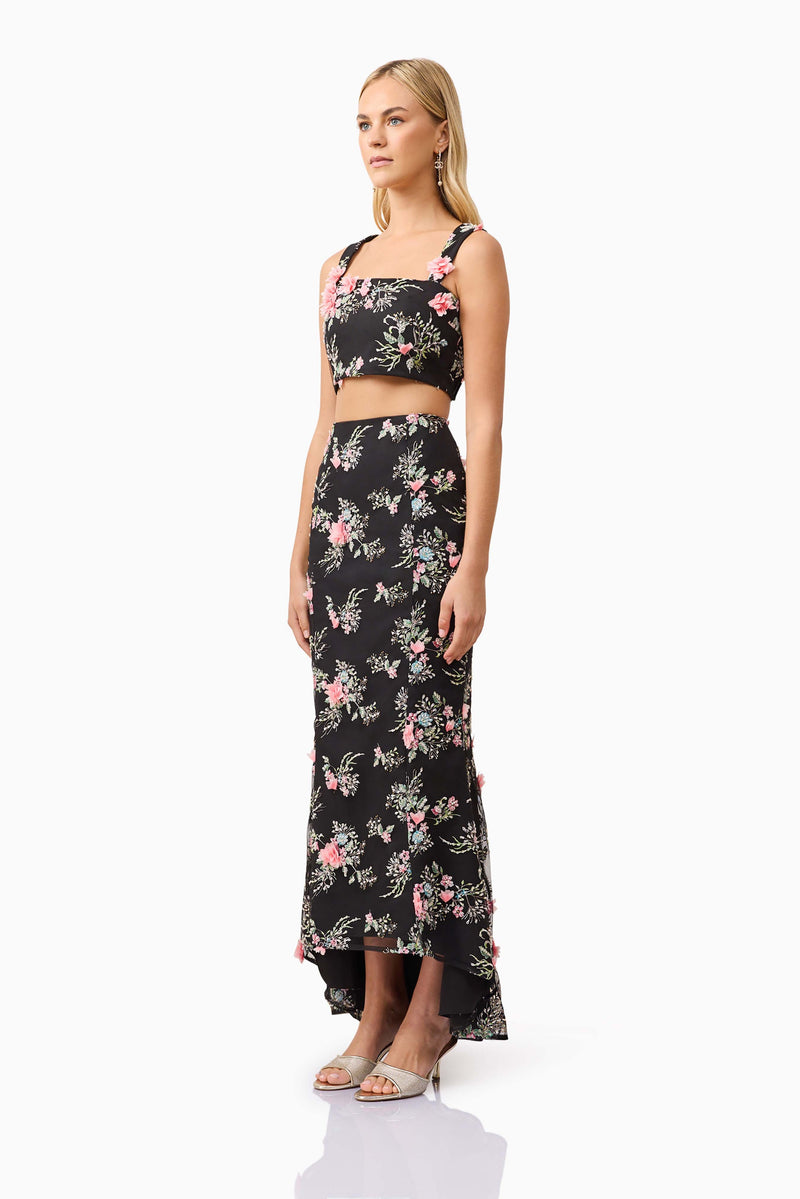 Blonde model wearing Gaia Floral Set in Black side shot