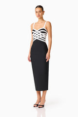 Ninette Coulum Midi Dress in Black & White with a sweetheart neckline side shot