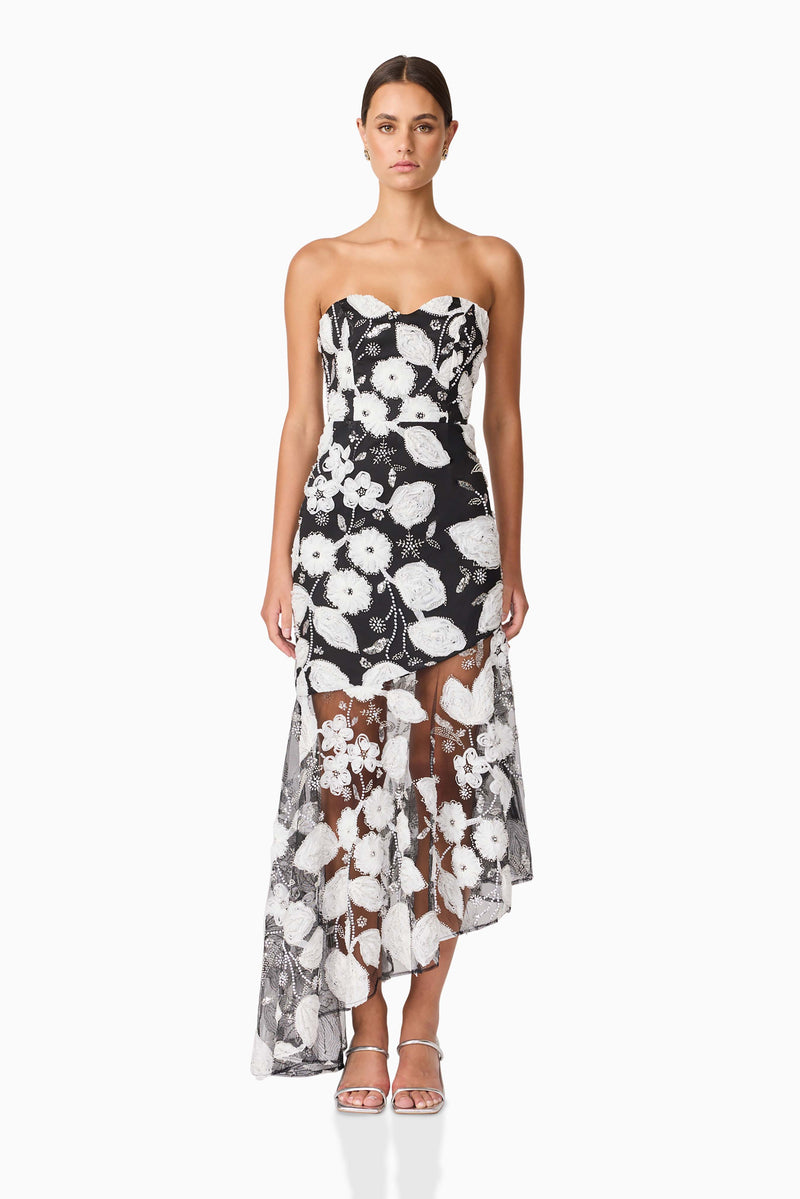 Brunette Model wearing Carol Strapless Gown in Black & White front shot