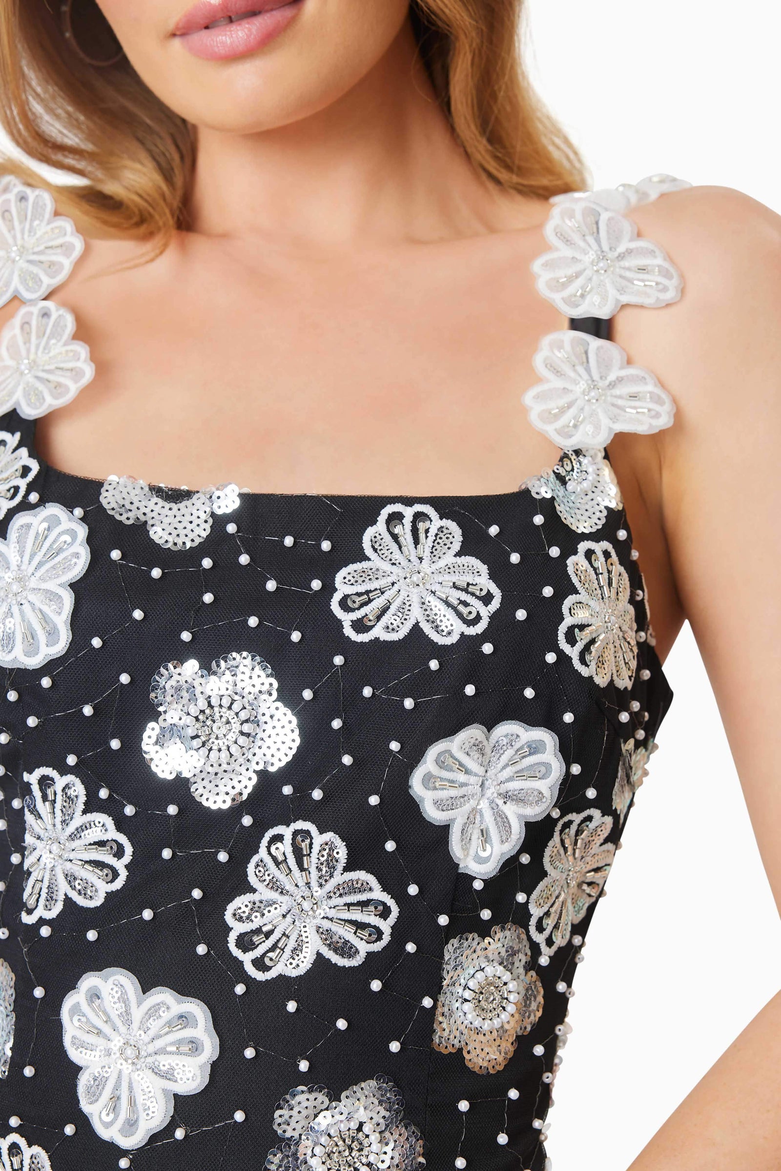 Jessamine Floral Mini Dress In Black – Elliatt