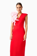 Brunette model wearing the Zahara V-Neck Gown in Red & Pink close up shot