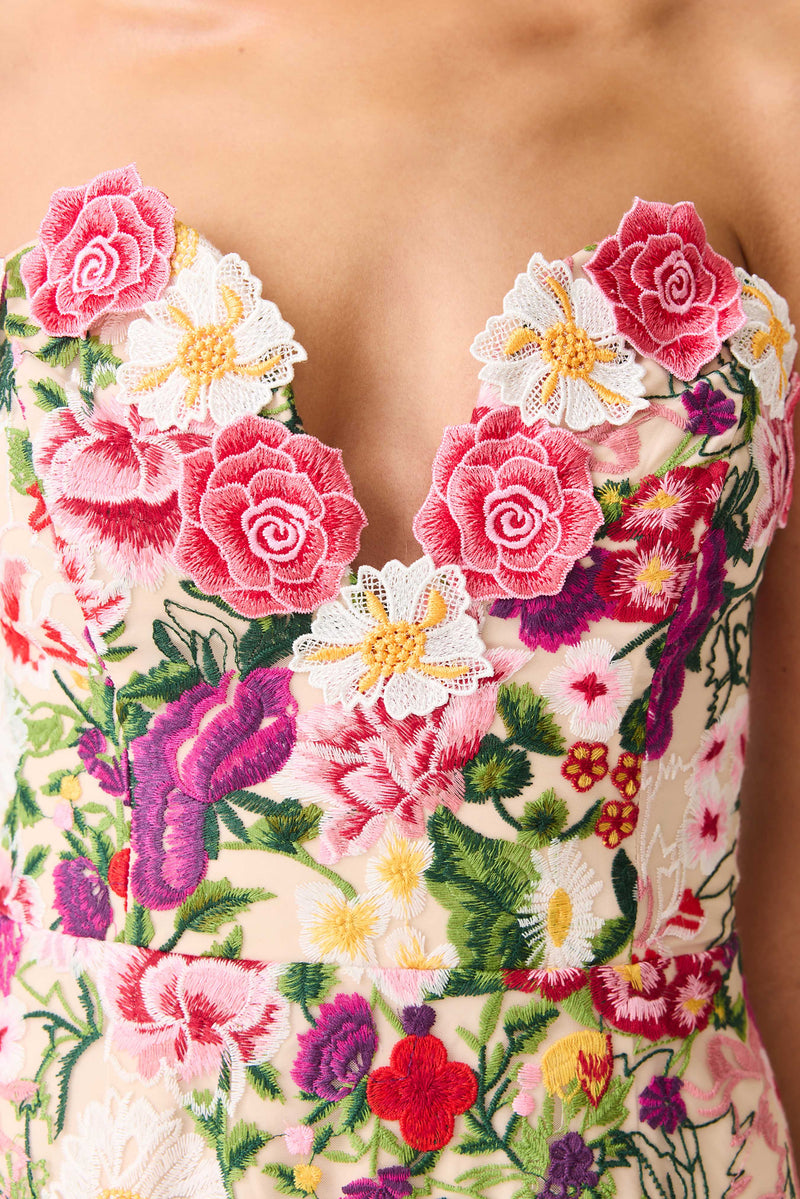 Flora Strapless Gown in Pink & Green Floral | Sweetheart Neckline Detailing   Elliatt