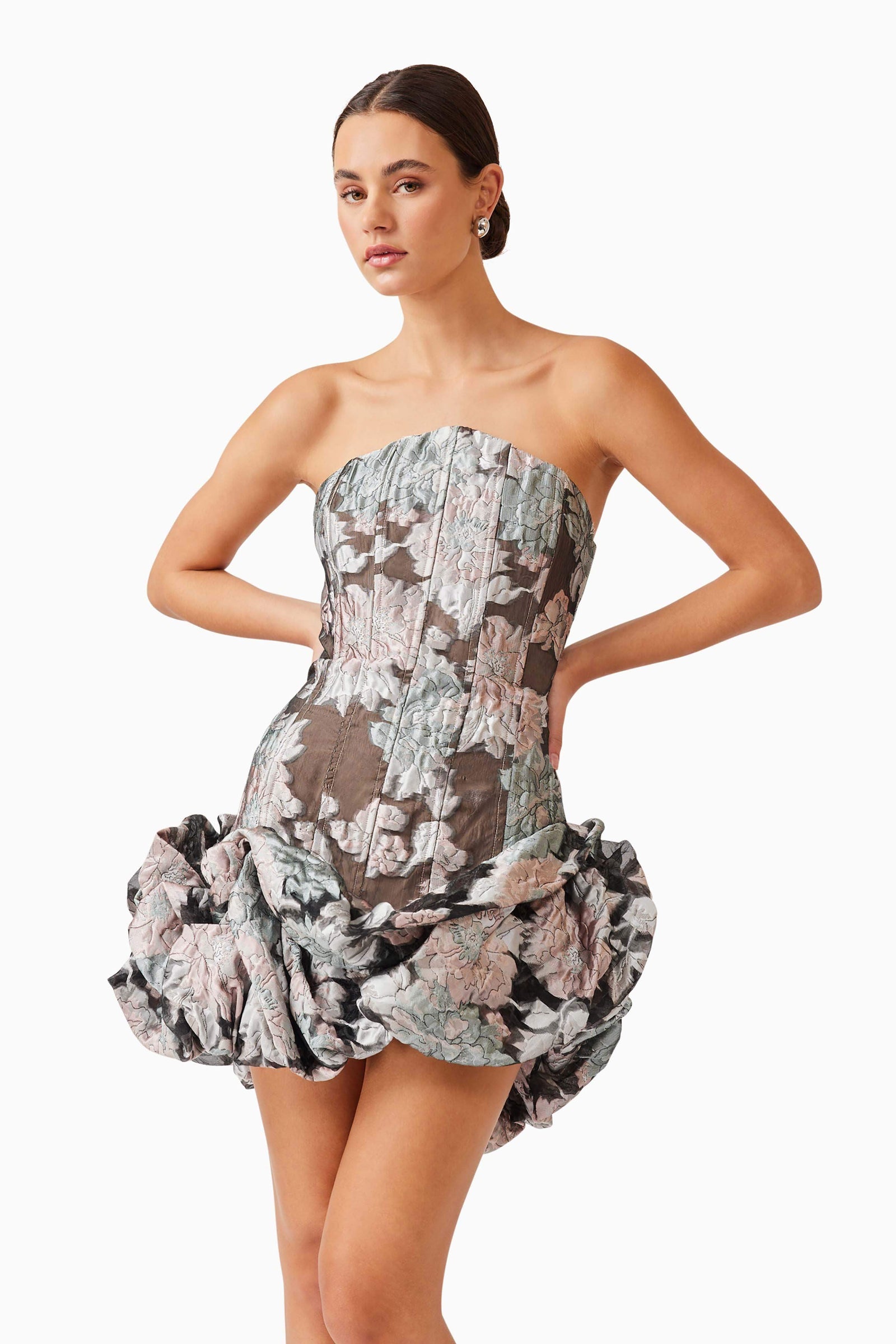 dahlia midi dress elliatt Dahlia Strapless Mini Dress in Floral – Elliatt