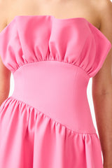 Blonde model wearing the Laurel Sleeveless Maxi Dress in Pink detail shot