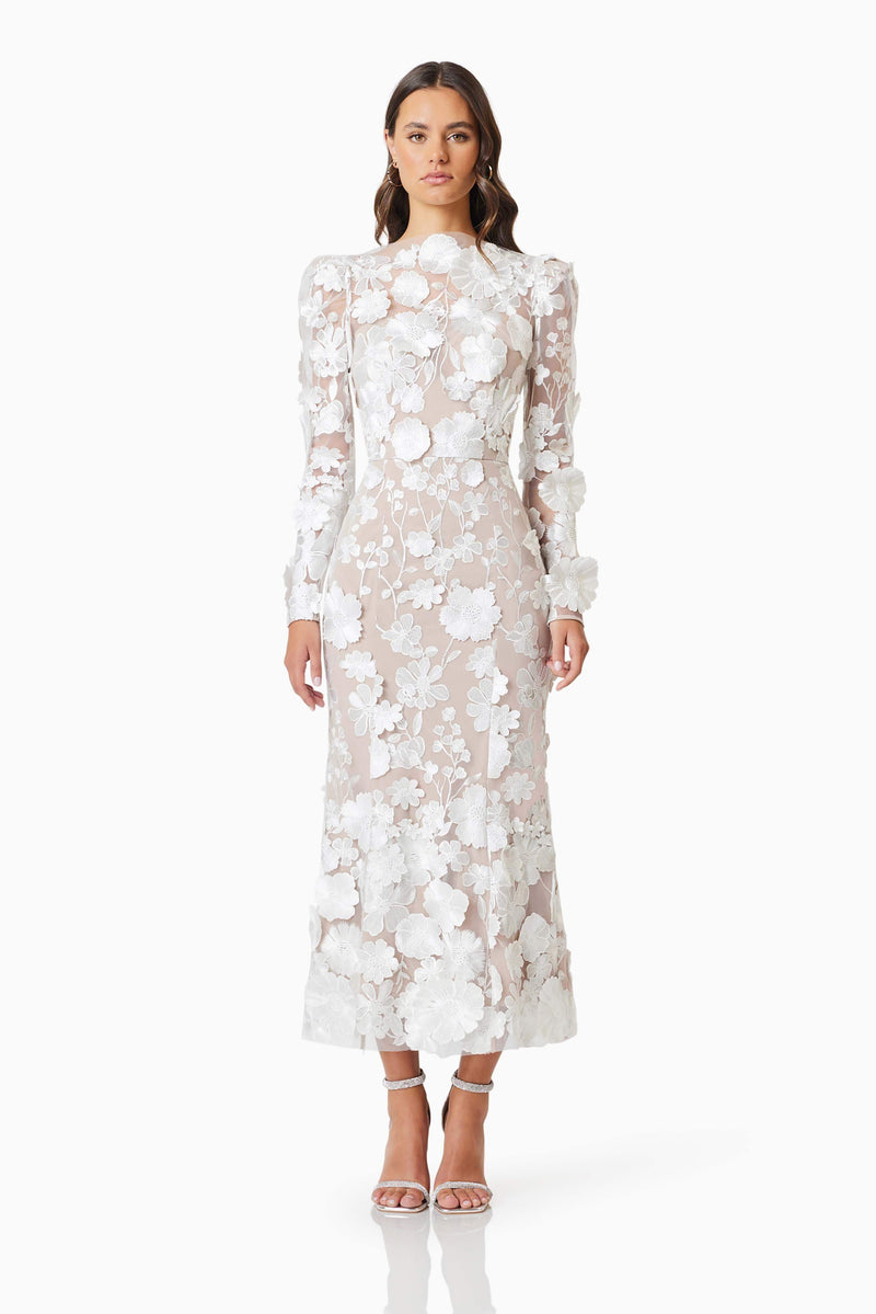 elliatt floral lace midi dress The Flora Lace Midi Dress in Green by Elliatt. This stunning piece combines intricate lace detailing with a flattering silhouette, making it the perfect choice for any special occasion. From garden parties