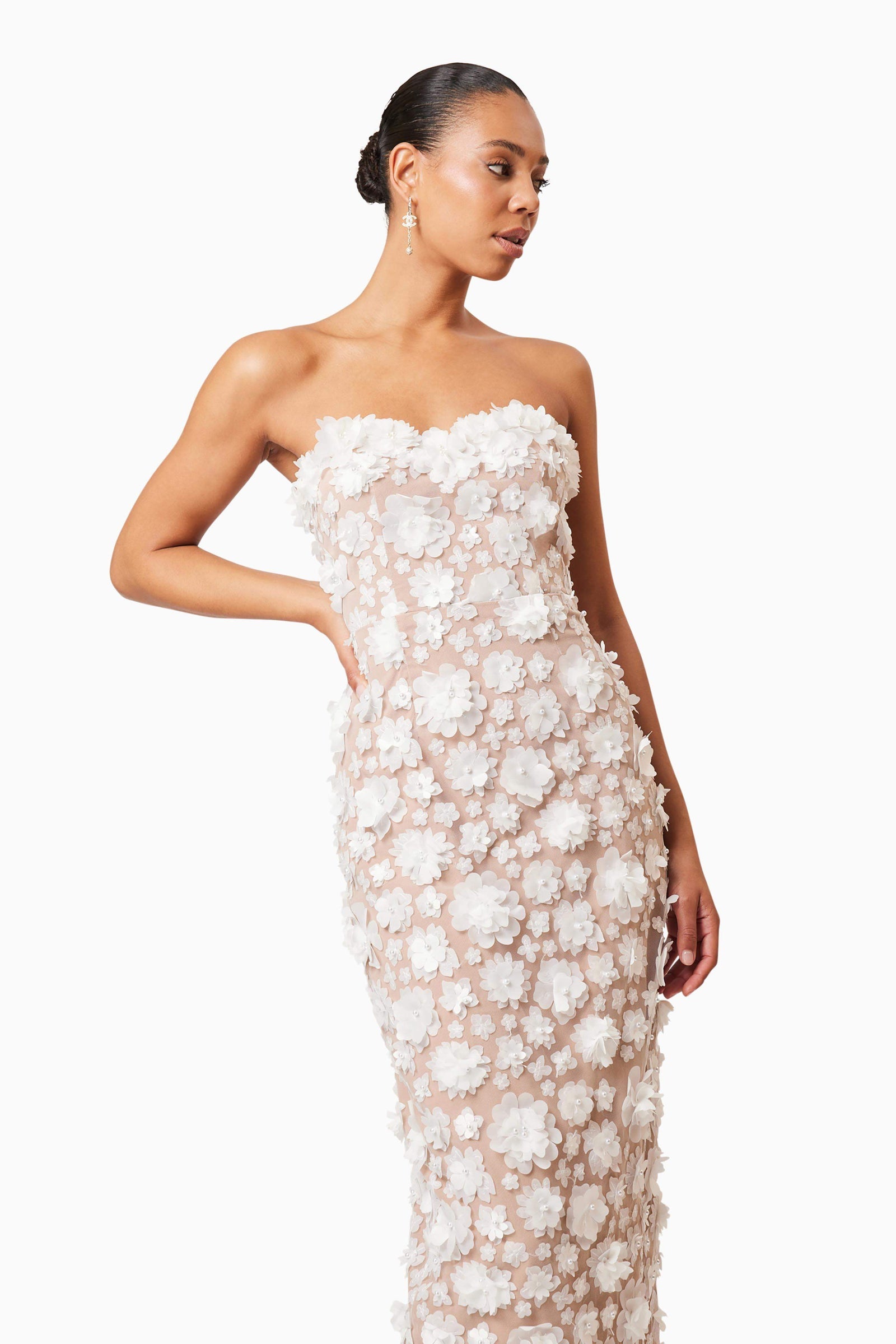 Bluebell Strapless Lace Midi Dress In White | Floral And Peal