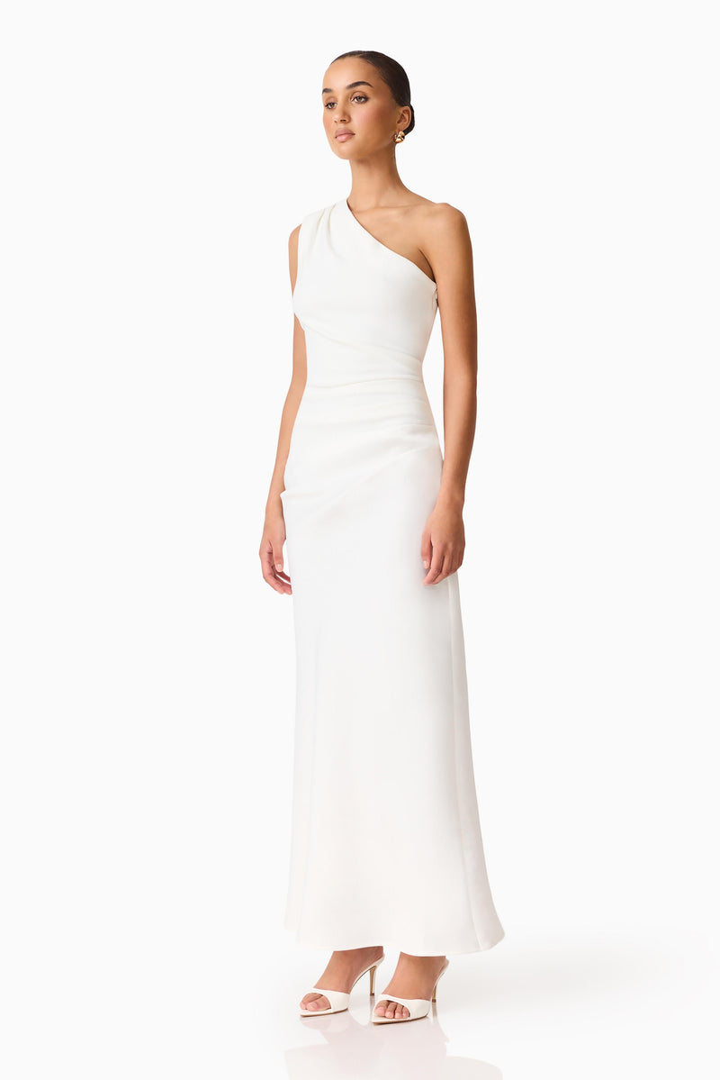 Skye One Shoulder Gown in White Fitted Maxi Elliatt Skye One Shoulder Gown in White Fitted Maxi Elliatt