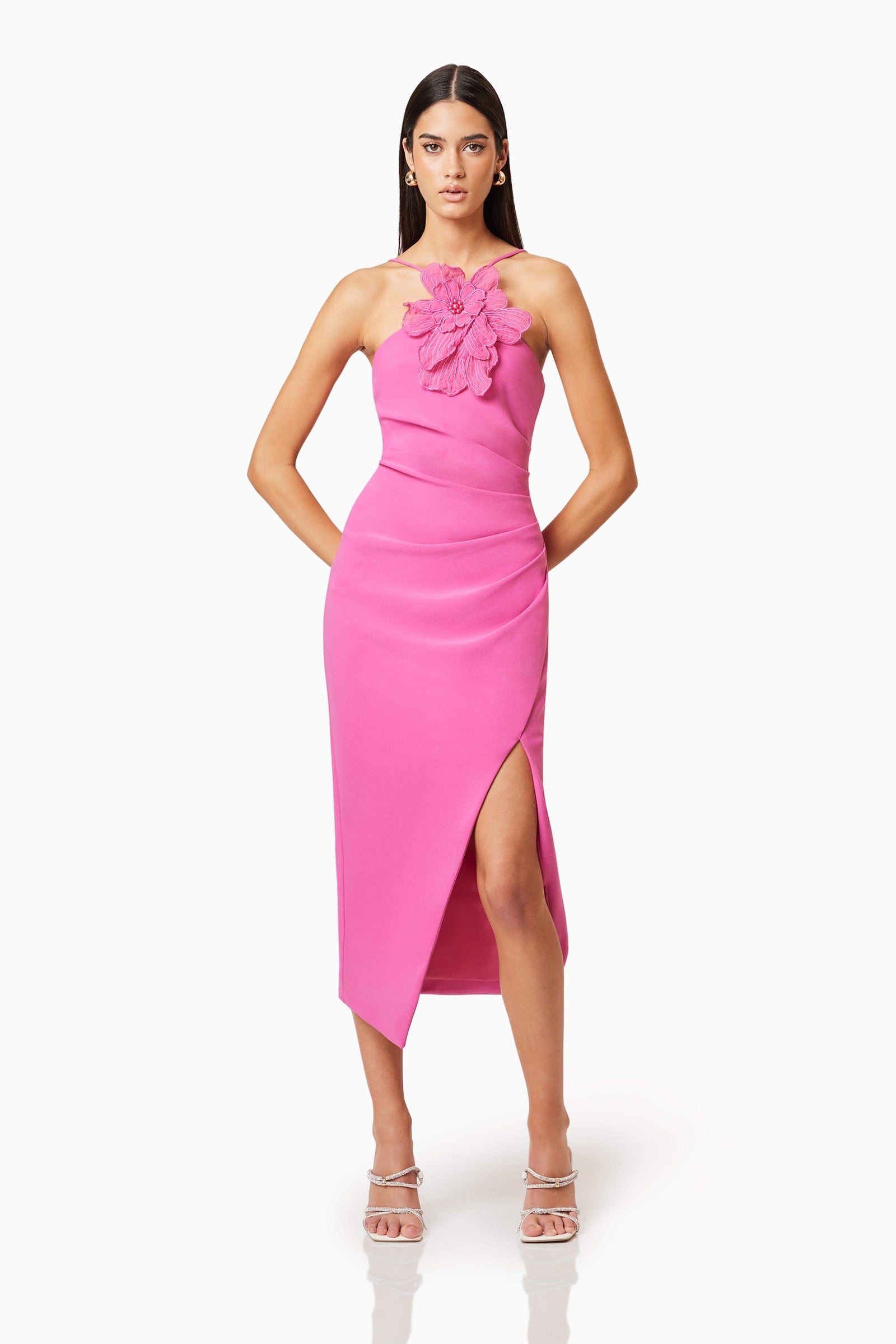 chantelle 3d midi dress in pink Elliatt Chantelle 3D Midi Dress in Pink size S (AU8)