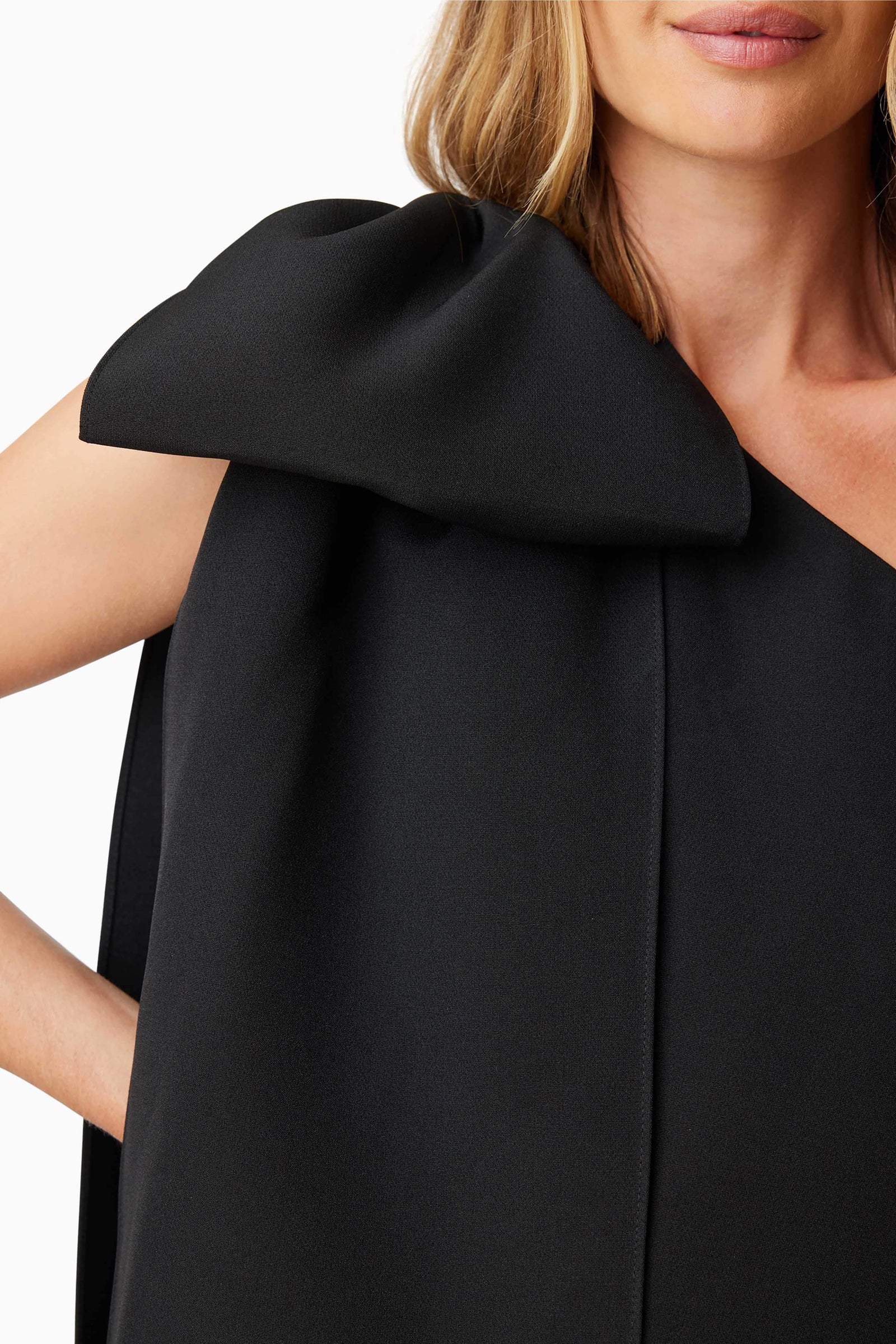 Kennedy Mini Party Dress In Black – Elliatt