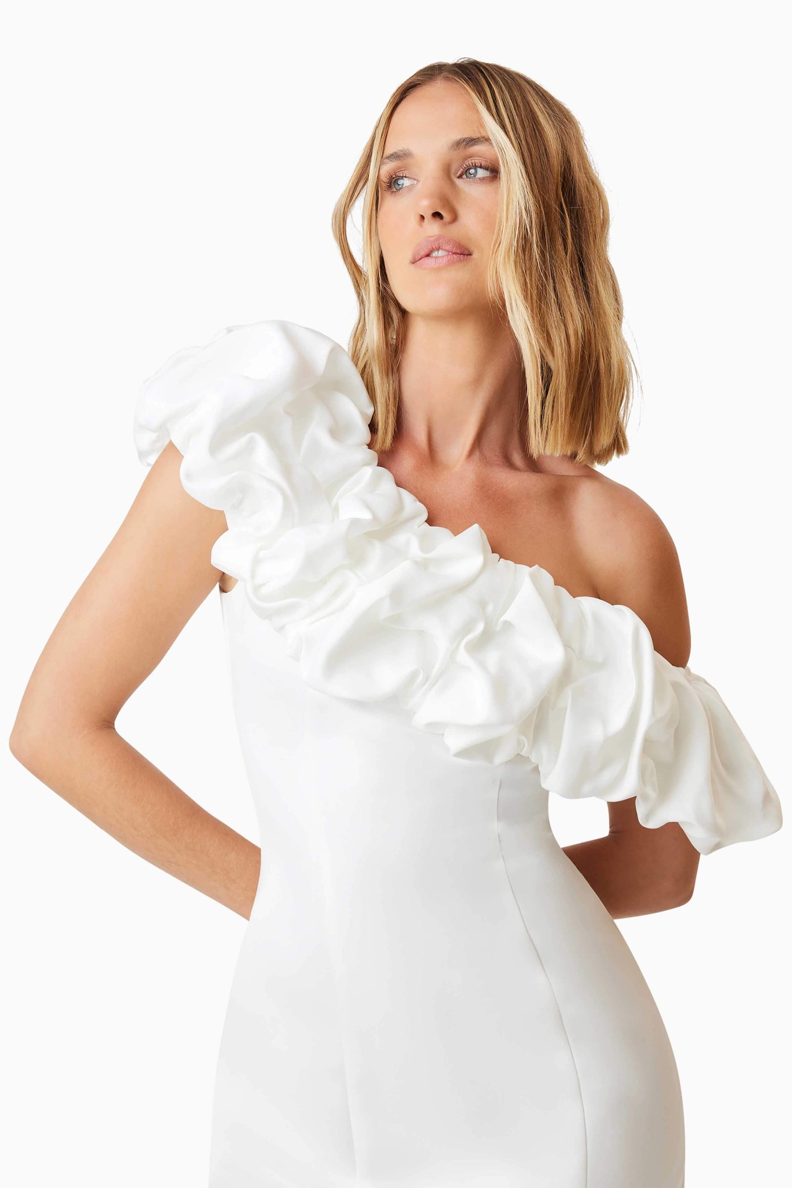 Amelie Mini Party Dress In White Elliatt Amelie Mini Party Dress In White Elliatt