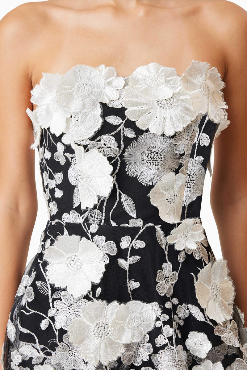 Selene Maxi Tiered 3D Dress In Black Elliatt Selene Maxi Tiered 3D Dress In Black Elliatt