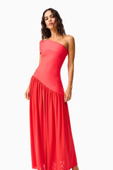 Brunette model wearing the Jesselle Off The Shoulder Gown in Red close up shot 