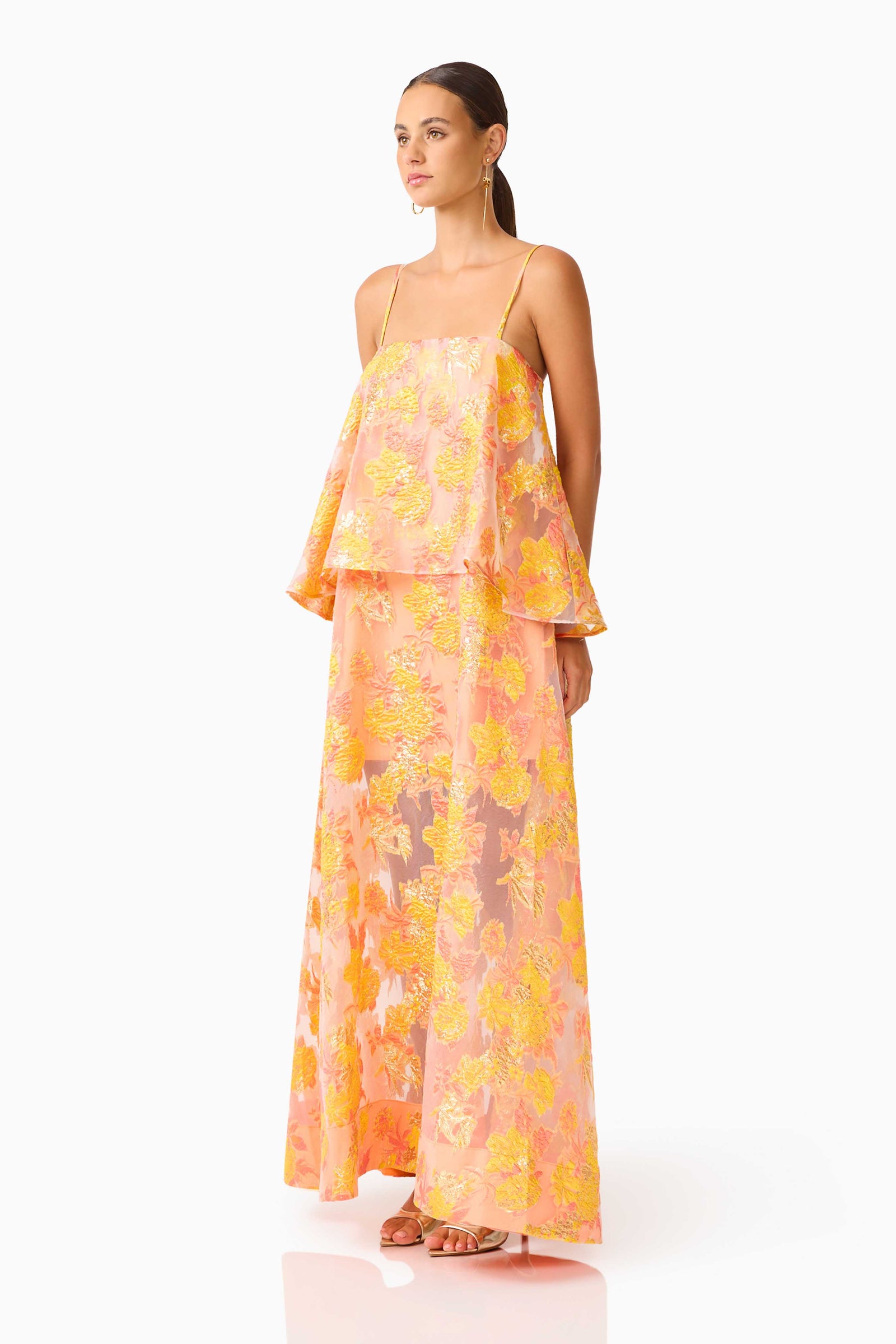 elliatt orange dress Elysia Tiered Gown - Floral - XXS With a pleated flower El İşlemesi Kaftan Knitted Jumper Dress Lipsy Size:20x36-37