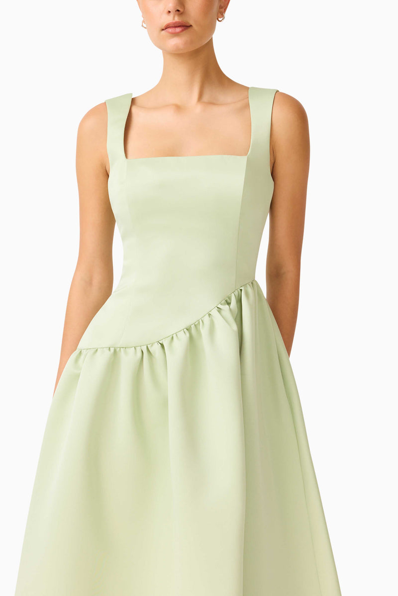 Ruelle A-Line Maxi Dress in Sage Green – Elliatt