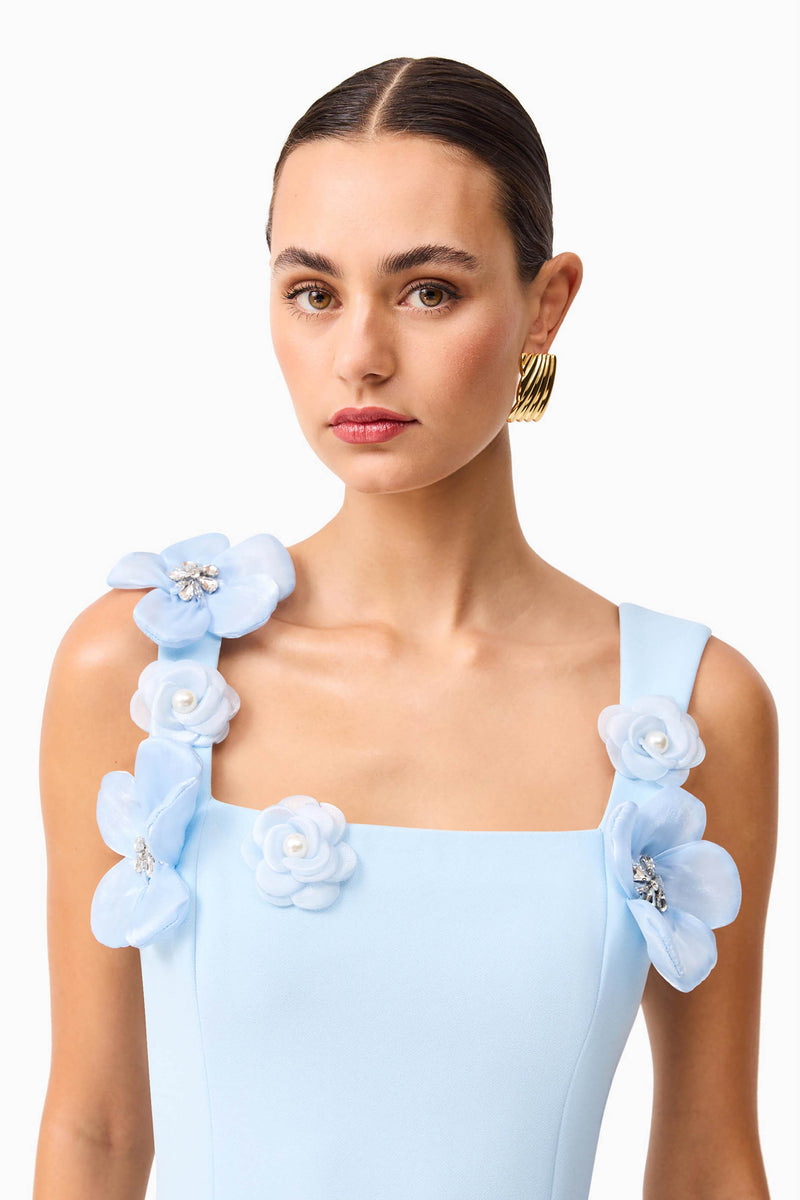 Brunette model wearing Chantelle Floral Mini Dress in Blue detail shot