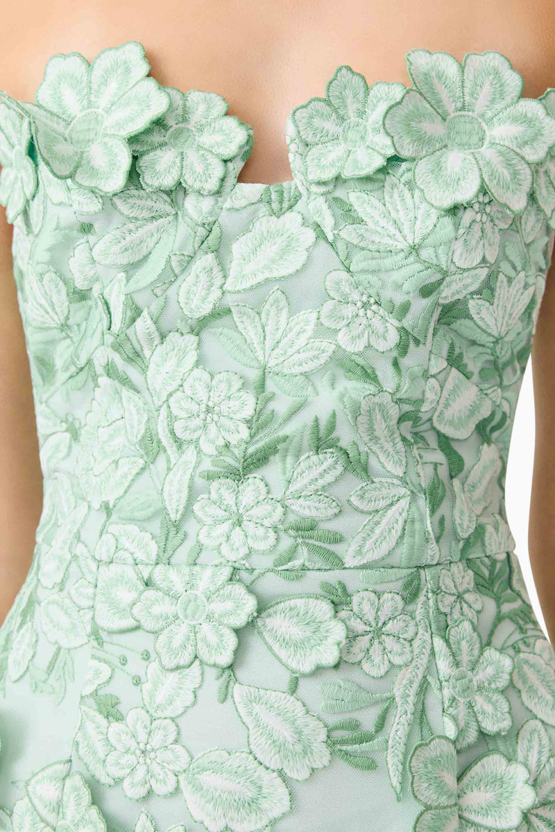 Roseate Strapless Maxi Dress in Mint Green Elliatt Roseate Strapless Maxi Dress in Mint Green Elliatt