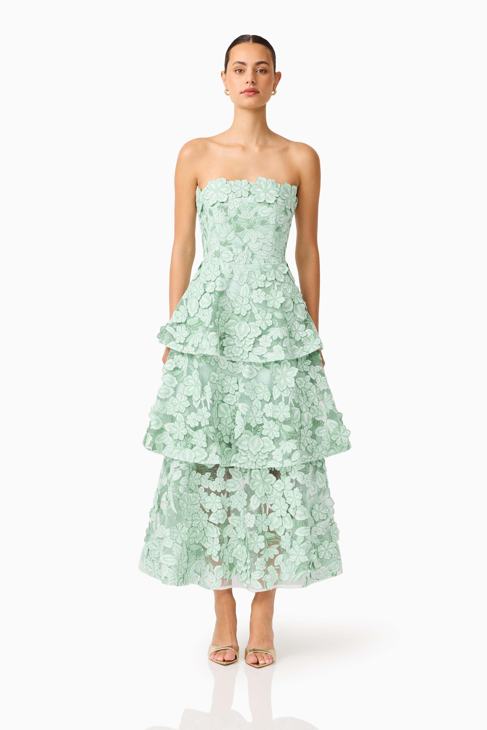elliatt green dress Roseate Tiered Maxi - Mint - XXL Green Floral Strapless Mini basque waist lace wedding dress ELLIATT is an Australian Neck:14-14.5