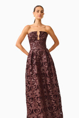 Novelle Sweetheart Maxi Dress in Chocolate Brown with lace fabrication close up hands on hips shot