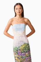 Brunette model wearing the Arden Strapless Midi Dress in Multi Ombre close up shot