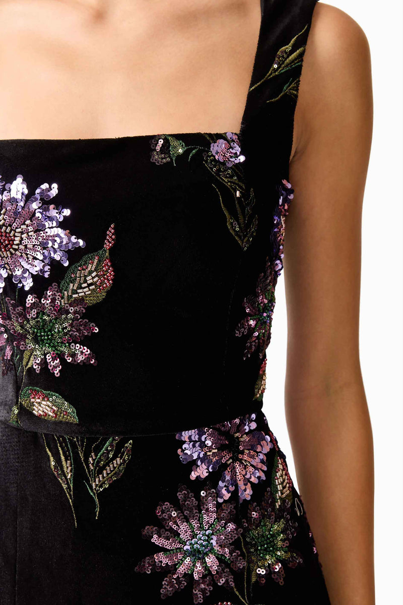 Brunette model wearing the Clio Sequin Gown in Black detail shot