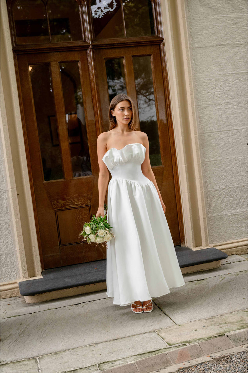 Laurel Sleeveless Maxi Dress in Pearl White | Elegant A-Line Design Elliatt Laurel Sleeveless Maxi Dress in Pearl White | Elegant A-Line Design Elliatt