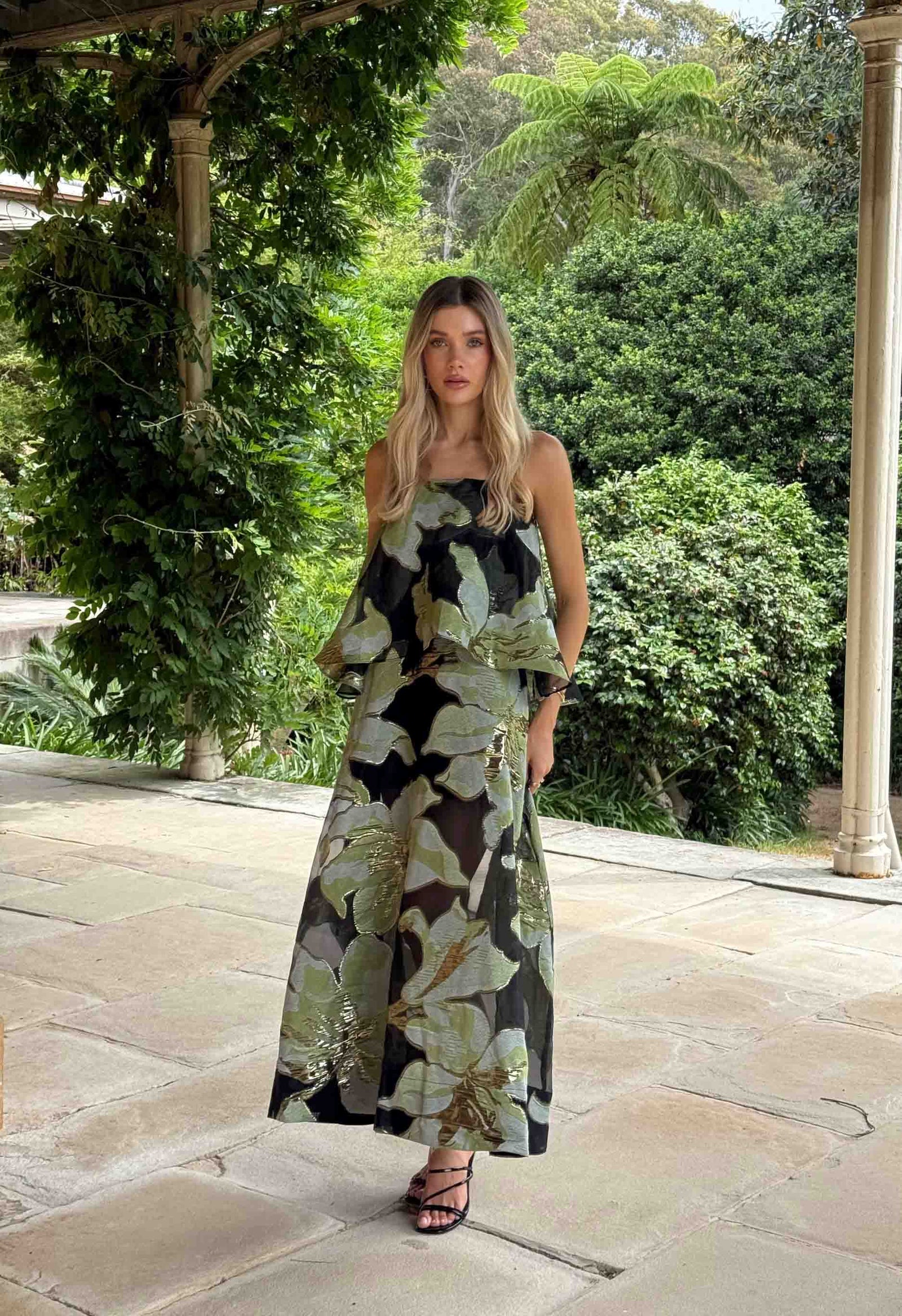 elliatt green dress Elysia Tiered Gown - Black & Floral - XL Beautiful large sculptured fabric Color:Black Emerald* Plus Size Formal Suit SOH